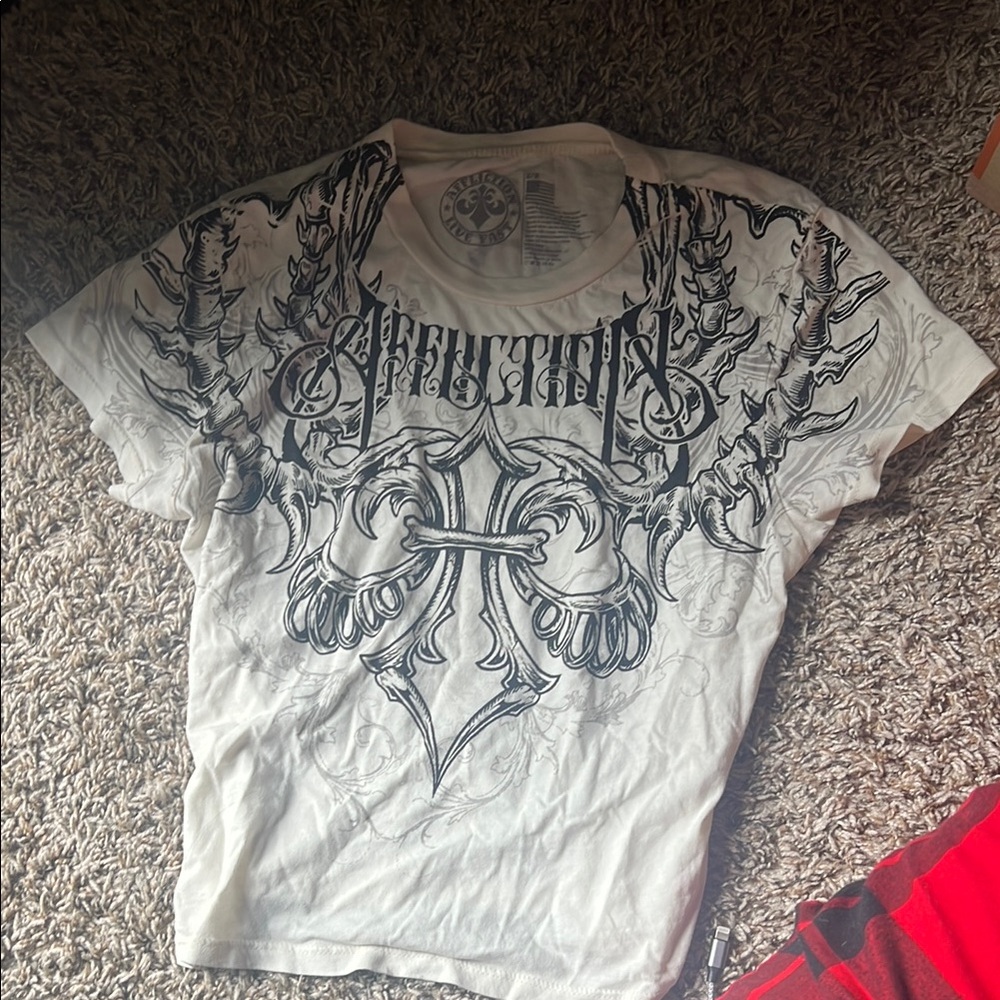 Affliction White Graphic Woman’s Crop Top
